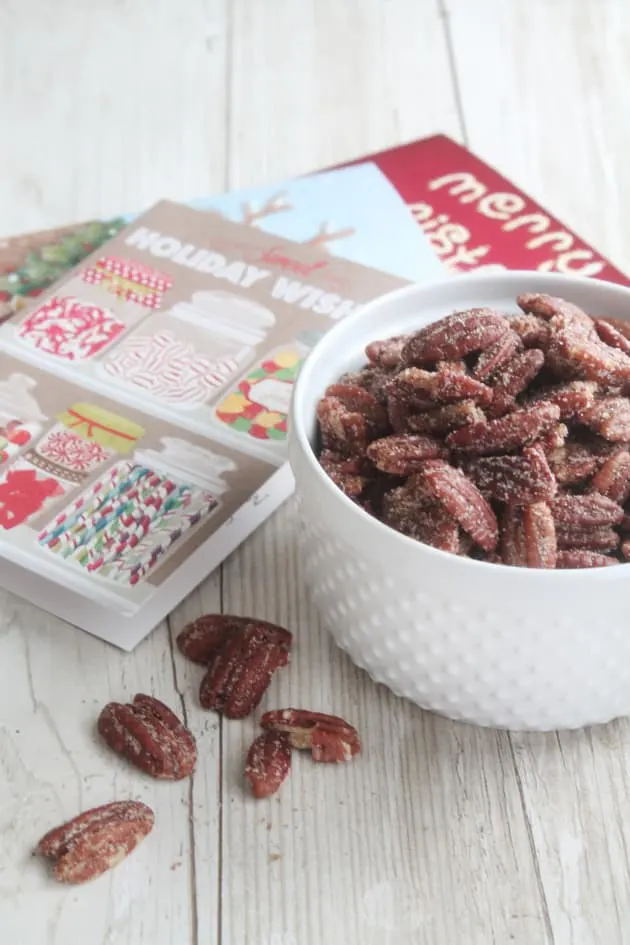 Spicy candied pecans